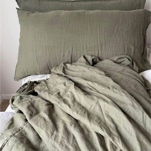 100% stone washed linen duvet and sham set